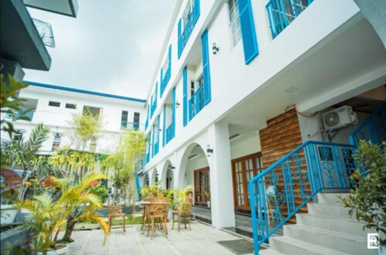Bernese Resort Hotel Powered By Cocotel Ligao Exteriör bild