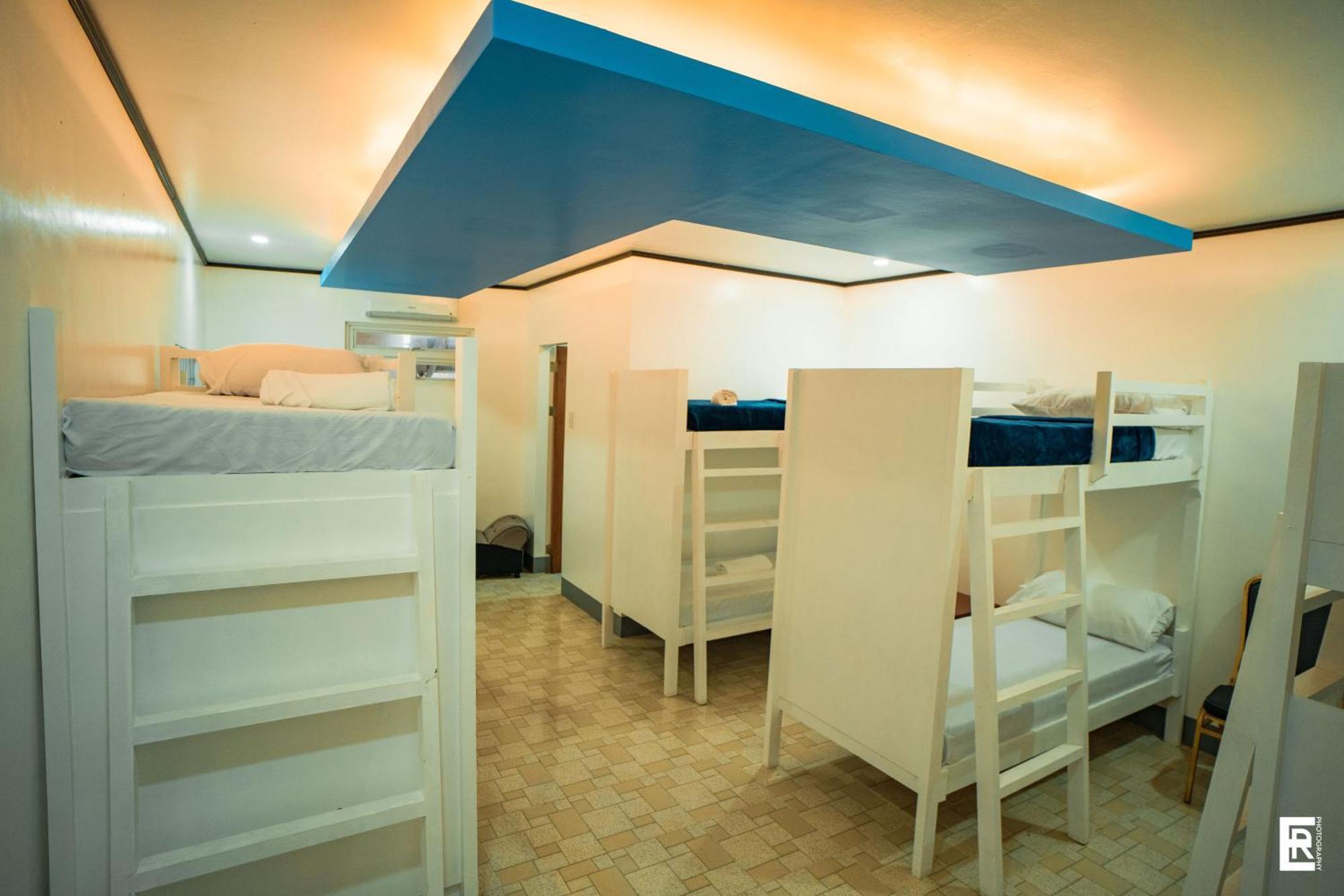 Bernese Resort Hotel Powered By Cocotel Ligao Rum bild