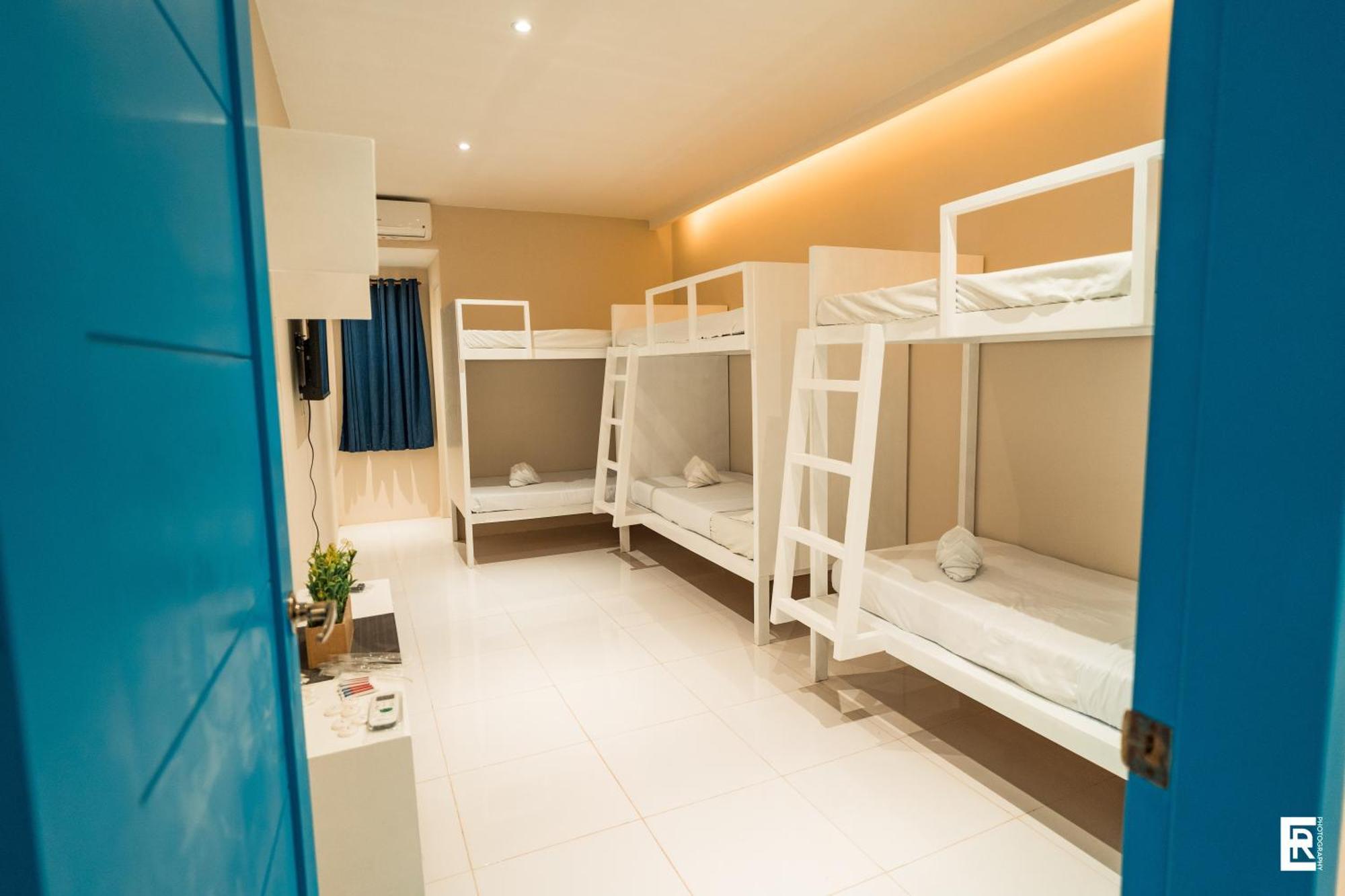 Bernese Resort Hotel Powered By Cocotel Ligao Rum bild