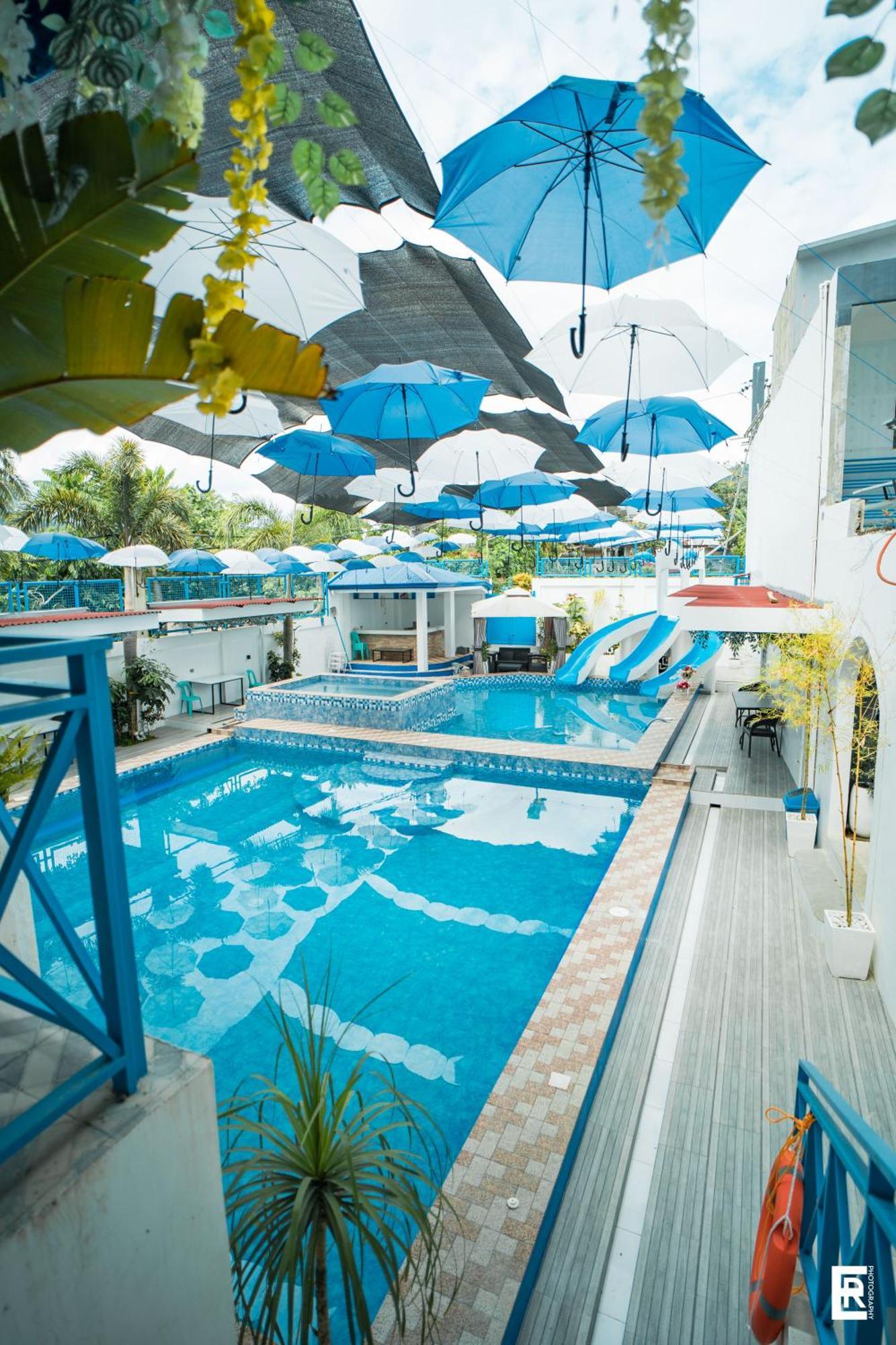 Bernese Resort Hotel Powered By Cocotel Ligao Exteriör bild