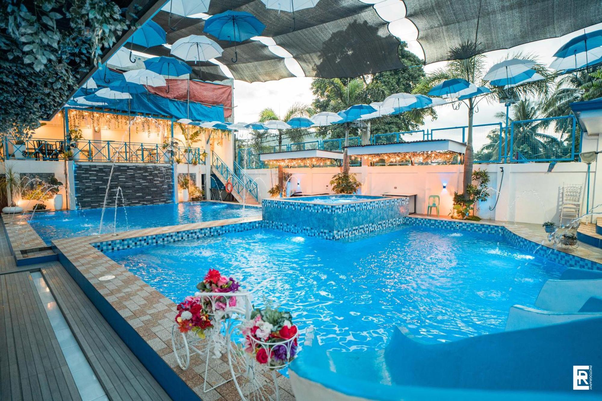 Bernese Resort Hotel Powered By Cocotel Ligao Exteriör bild